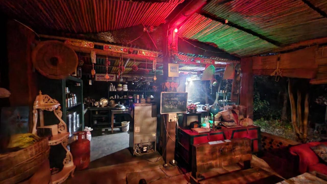 Hobo Huts By The Riverside Panuanaula Экстерьер фото